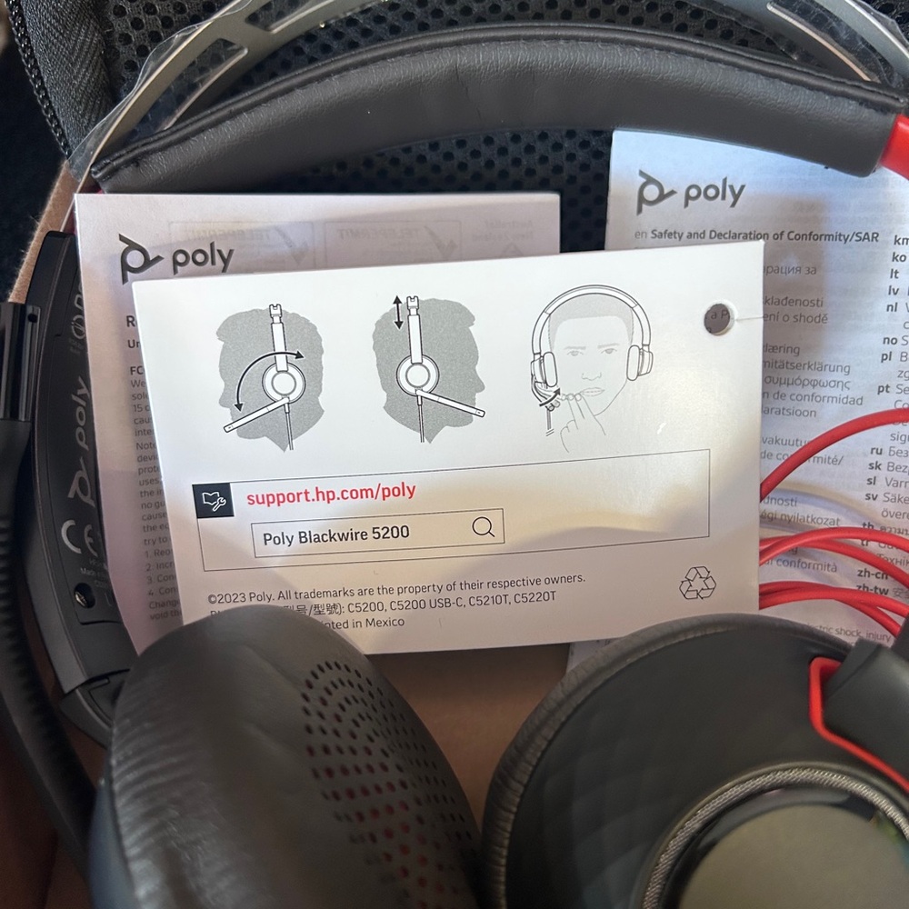 POL Black and Red Gaming Headphones - Picture 3 of 9